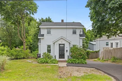 28 Greenwood Ave