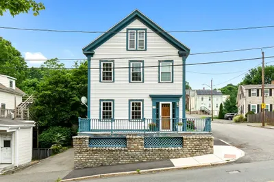 28 Grove St