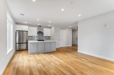 267 Old Colony Avenue #24