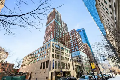 400 Stuart St #16G