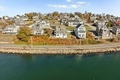 881 Nantasket Ave 1