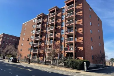 60 Rantoul Street #604N 1