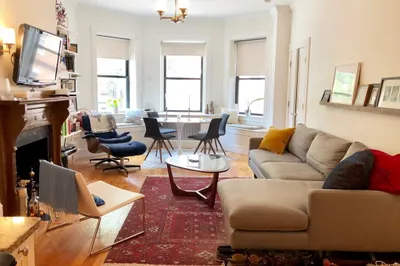 247 Newbury Street #2R 1