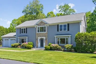 32 Lauricella Lane 1