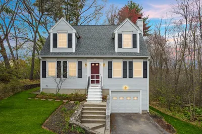 15 Stillwater Rd 1