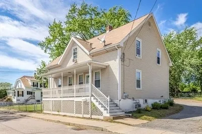 9 Valley St #1 1