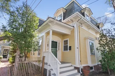 16 Parker St #16
