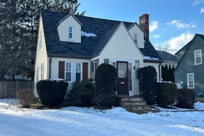131 Neponset St 1