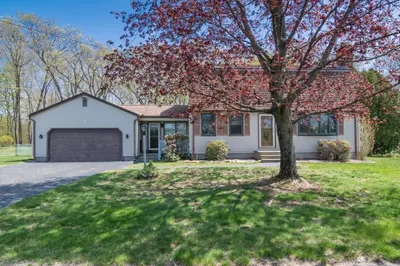 72 Vassar Rd 1