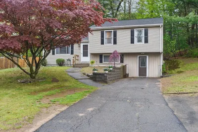 24 Westbanks Ct 1