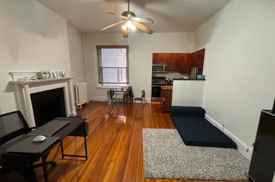 24 Peterborough St #8