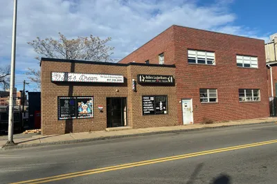 84 Eastern Ave