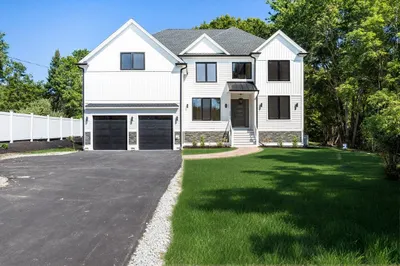 130 Zoar Ave 1