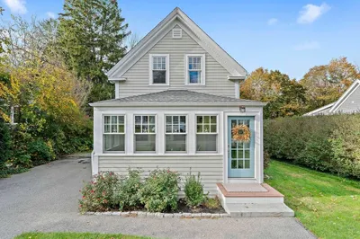 119 Pleasant Street