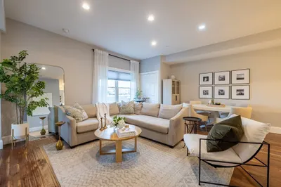 120 W 7th St #505