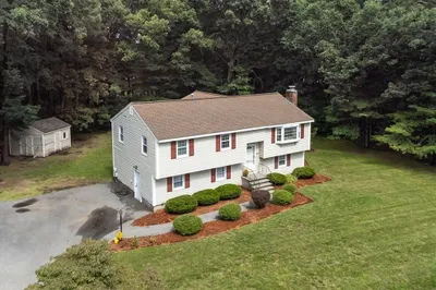 20 Passaconaway Drive 1
