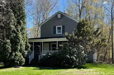 41 Main St