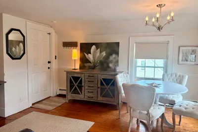 77 Pleasant St #5