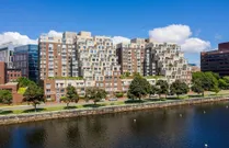 Cambridge, MA