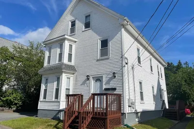 122 Arch Street 1