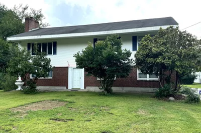 762 Adams St 1