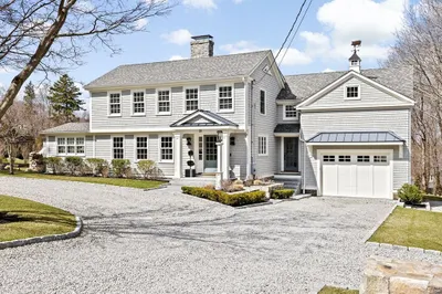 23 Pond Street 1