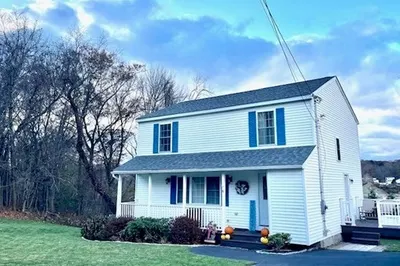 6 Barbara Ave 1