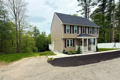 244 Holland Rd 1