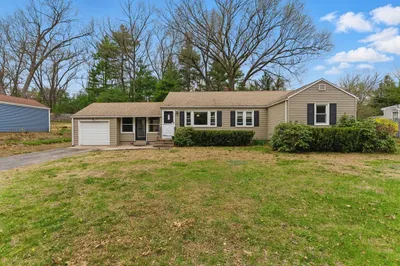42 N Brook Rd 1