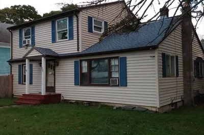 16 Elsmere Ave