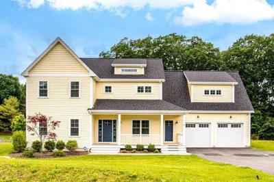 10 Norway Farms Drive 1