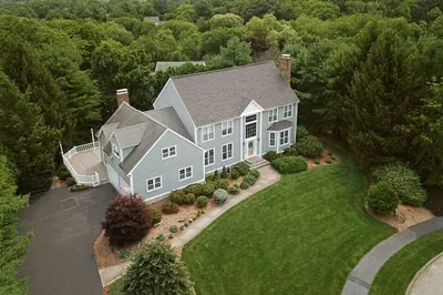 9 Fieldstone Dr 1