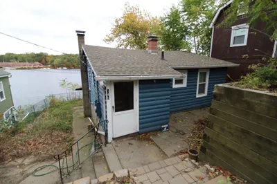 340 Lake Avenue N Ave 1