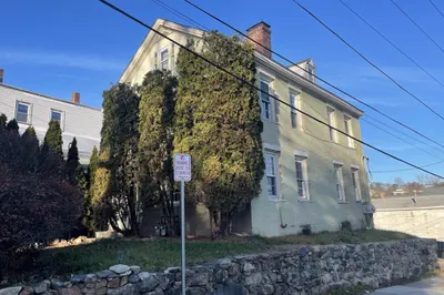 53 Mechanic St