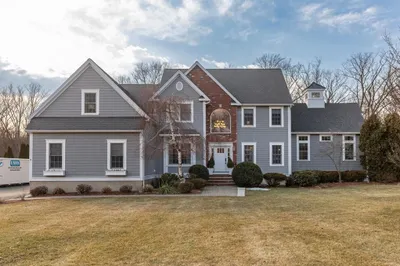 8 Lady Slipper Lane 1