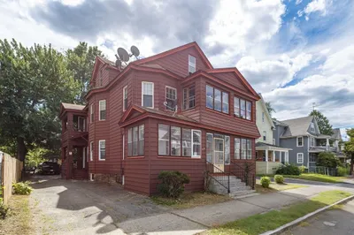 518-520 Armory St