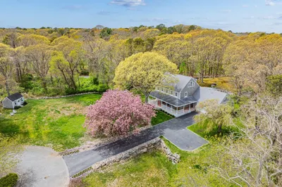 79 Sturgis Ln 1