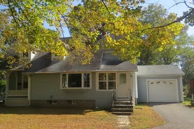 6 Eastern Ave