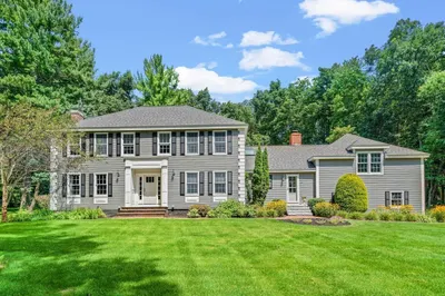 10 Pine Ridge Rd