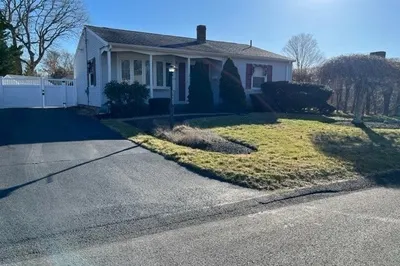 35 Birchwood Drive 1
