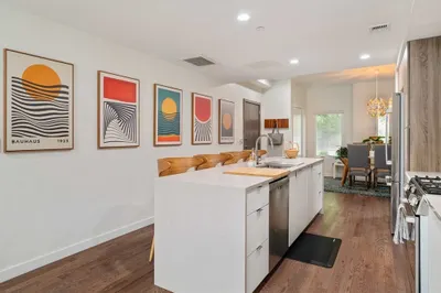 127-131 Hyde Park Ave #131A 1