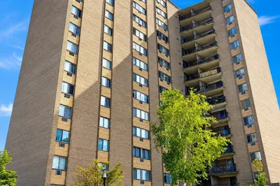 1025 Hancock St #2P 1