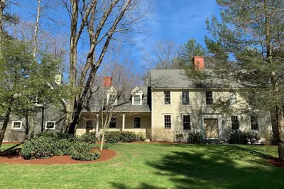 16 Hawthorn Rd