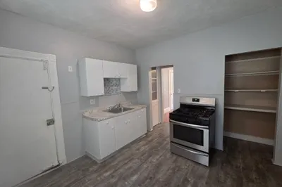 57 Cushing Ave #1