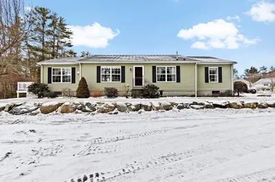 25 Hemlock Dr #25