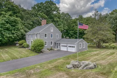7 Cedar St 1