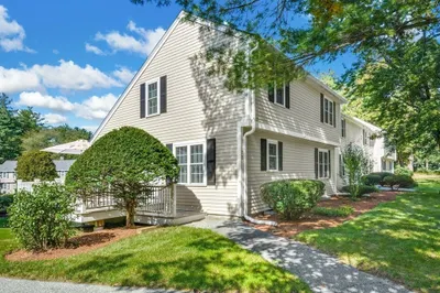 72 Macintosh Ln #72 1
