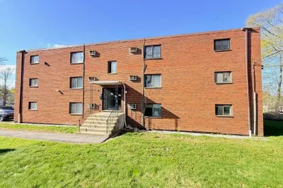 141 Commercial St #2 1