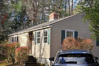 28 Hilltop Dr