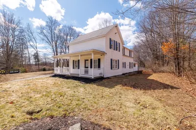127 N Main St 1